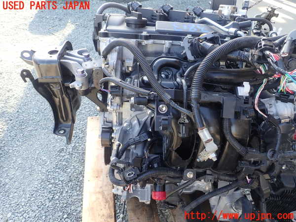 1UPJ-9238132010]カローラ ツーリング(MZEA17W)エンジン M15A-FKS 中古_2