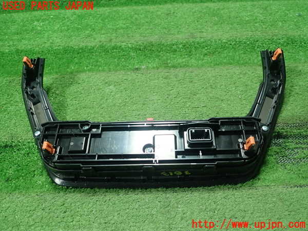 1UPJ-9238136066]カローラ ツーリング(MZEA17W)エアコンスイッチ1 中古_2