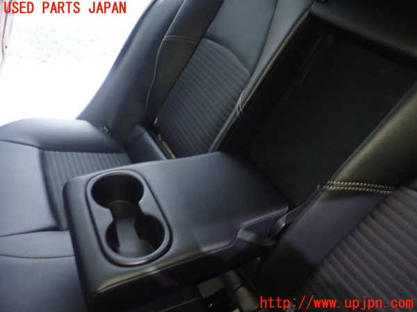 1UPJ-9238137385]カローラ ツーリング(MZEA17W)リアシート 中古_2