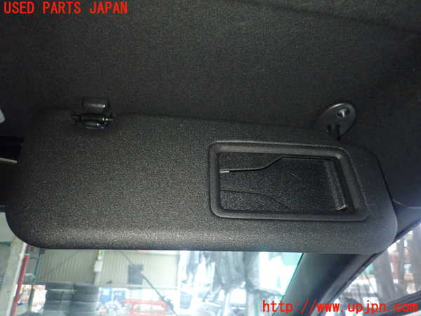 1UPJ-9238137625]カローラ ツーリング(MZEA17W)室内サンバイザー右側 中古_2
