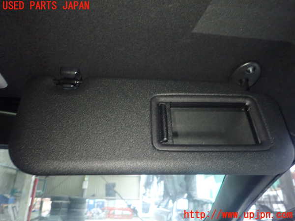 1UPJ-9238137625]カローラ ツーリング(MZEA17W)室内サンバイザー右側 中古_3