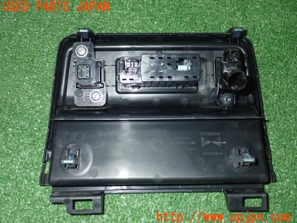 3UPJ=9238140512]セレナ ハイウェイスターV(FNC28)純正 8718A074 USBハブ 中古_2