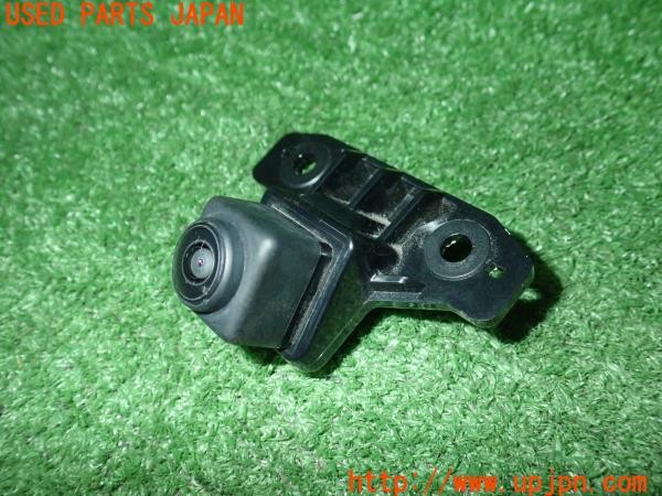 3UPJ=9238140540]セレナ ハイウェイスターV(FNC28)純正 284F1-7DA0A フロントカメラ 中古_2