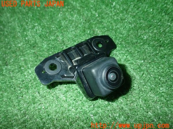 3UPJ=9238140540]セレナ ハイウェイスターV(FNC28)純正 284F1-7DA0A フロントカメラ 中古_3