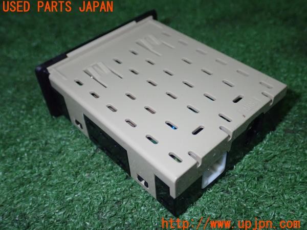 3UPJ=9238140581]セレナ ハイウェイスターV(FNC28)純正? 284H3 5MP1A HDMI 中古_2