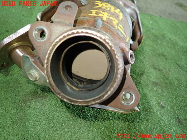 1UPJ-9238142041]セレナ(FNC28)エキマニ1 触媒 マニバーター 中古_2