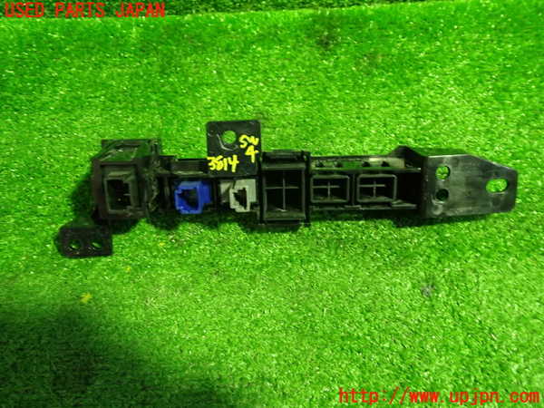 1UPJ-9238146309]セレナ(FNC28)スイッチ4 (左右スライドドア他) 中古_2