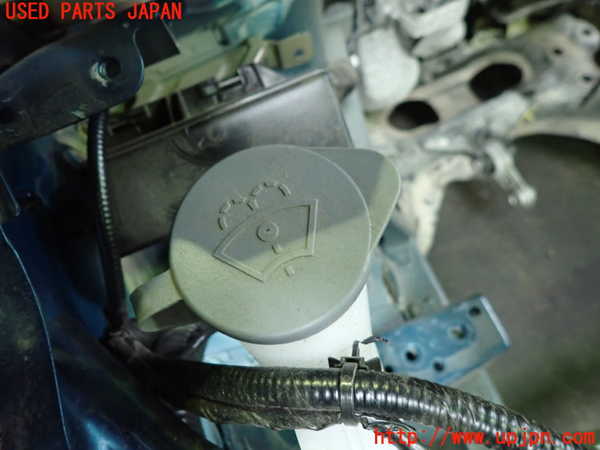 1UPJ-9238146791]セレナ(FNC28)ウォッシャータンク1 中古_2