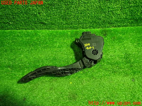 1UPJ-9238146381]セレナ(FNC28)センサー1 中古_4