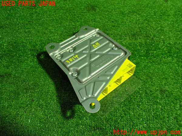 1UPJ-9238146145]セレナ(FNC28)エアバッグコンピューター 中古_3