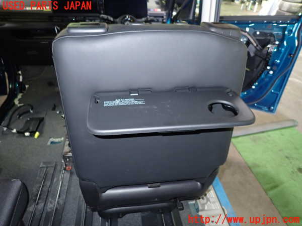 1UPJ-9238147145]セレナ(FNC28)右2列目シート 中古_4