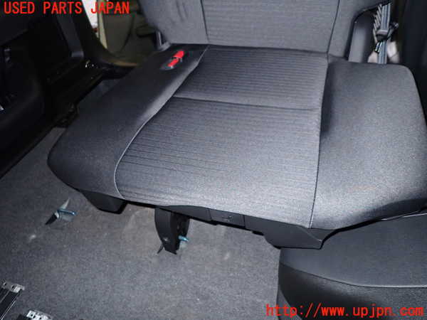 1UPJ-9238147265]セレナ(FNC28)左3列目シート 中古_3