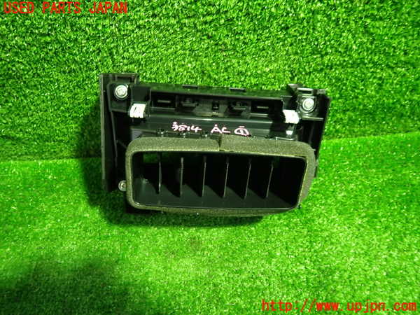 1UPJ-9238147526]セレナ(FNC28)エアコン吹き出し口1 (右) 中古_2