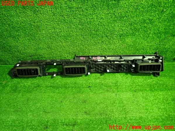1UPJ-9238147527]セレナ(FNC28)エアコン吹き出し口2 (インパネ) 中古_3