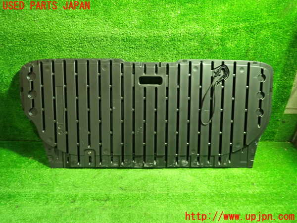 1UPJ-9238147771]セレナ(FNC28)ラゲッジトレイ1 中古_2