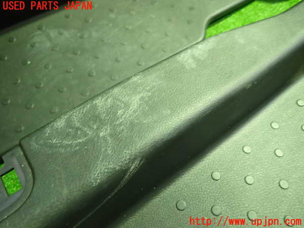 1UPJ-9238147740]セレナ(FNC28)スカッフプレート 中古_3