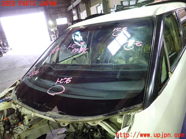 1UPJ-9238151195]エリシオン(RR1)フロントガラス AGC M334 中古_2
