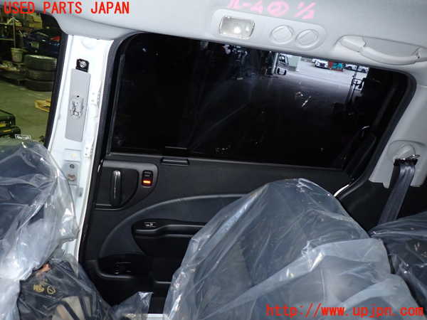 1UPJ-9238151290]エリシオン(RR1)右後ドア 中古_5
