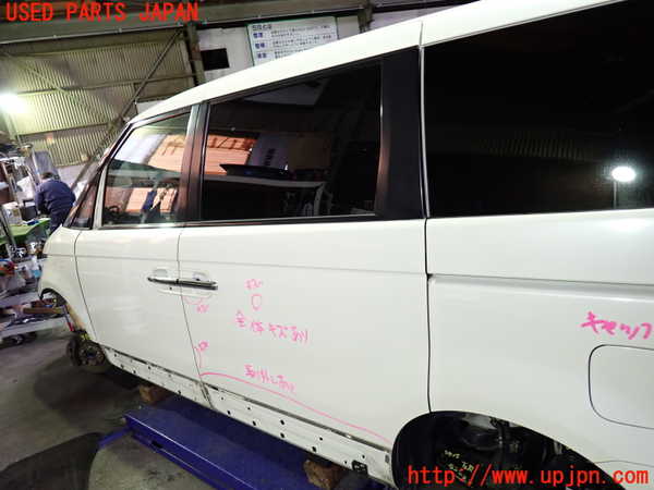 1UPJ-9238151320]エリシオン(RR1)左後ドア AGC M2L3 中古_3