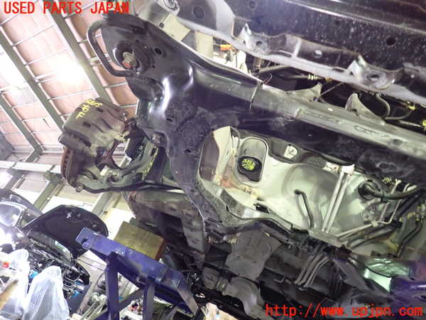 1UPJ-9238155285]エリシオン(RR1)フロントメンバー 中古_5