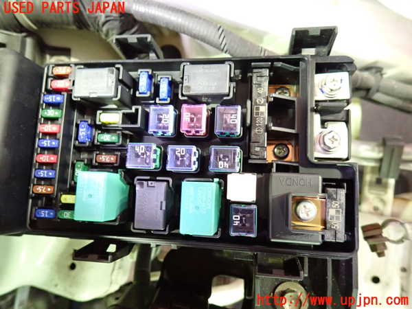 1UPJ-9238156742]エリシオン(RR1)ヒューズボックス2 中古_2