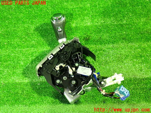 1UPJ-9238157555]エリシオン(RR1)ATシフトレバー 中古_2
