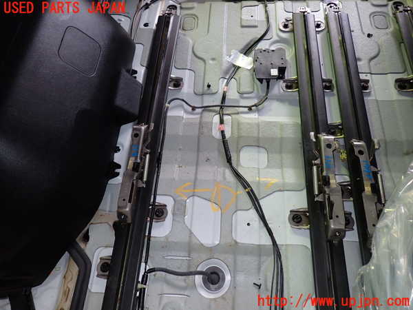 1UPJ-9238157496]エリシオン(RR1)シートレール①1 (右側) 中古_2