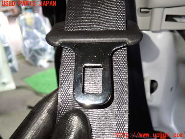 1UPJ-9238157155]エリシオン(RR1)右2列目シートベルト 中古_2