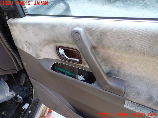 1UPJ-9238161230]パジェロ(V45W)右前ドア ASAHI M213 中古_3