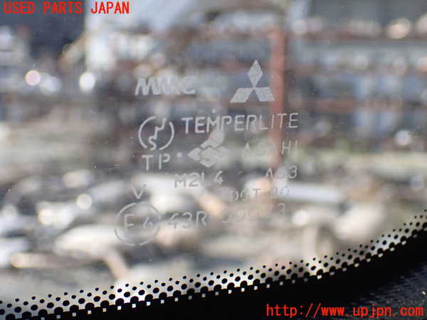 1UPJ-9238161380]パジェロ(V45W)右クォーターガラス ASAHI M2L4 中古_3