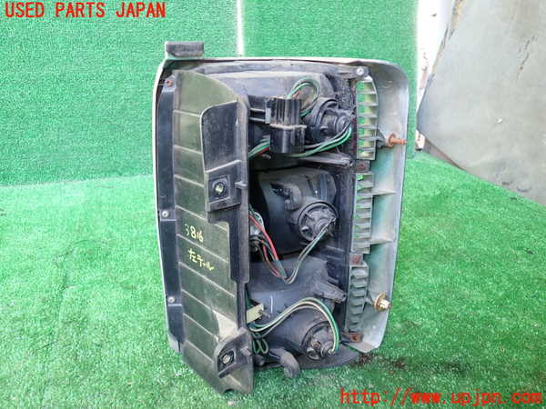 1UPJ-9238161536]パジェロ(V45W)左テールランプ 中古_2