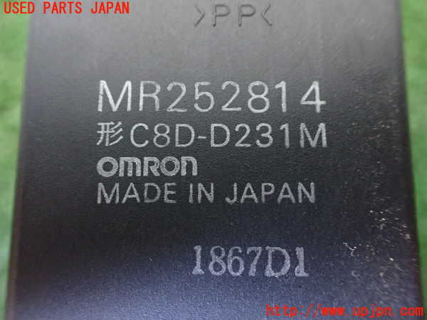 1UPJ-9238166240]パジェロ(V45W)右前パワーウィンドウスイッチ 中古_3