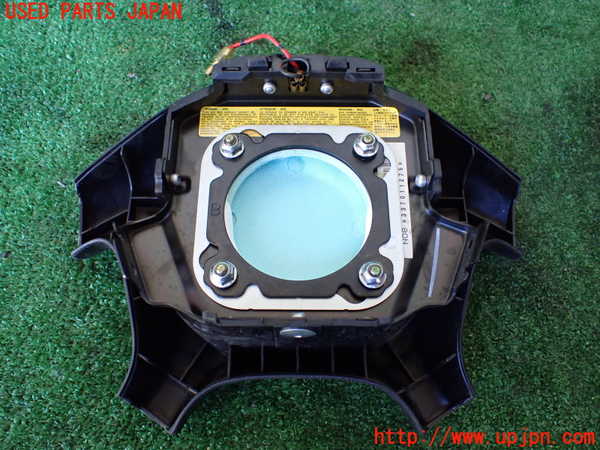 1UPJ-9238167865]パジェロ(V45W)運転席側エアバッグカバー 中古_2