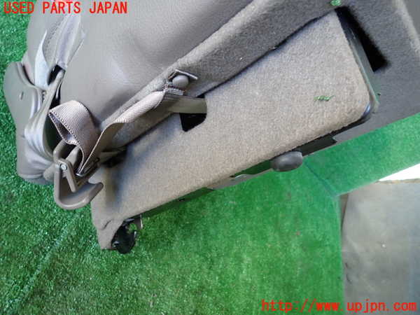 1UPJ-9238167265]パジェロ(V45W)左3列目シート 中古_4