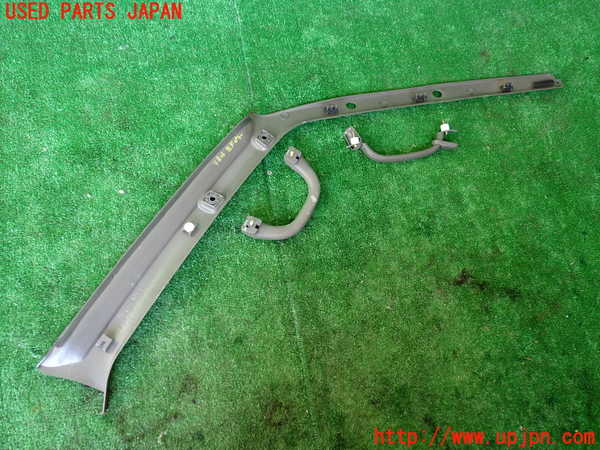 1UPJ-9238167660]パジェロ(V45W)左フロントピラートリム 中古_2