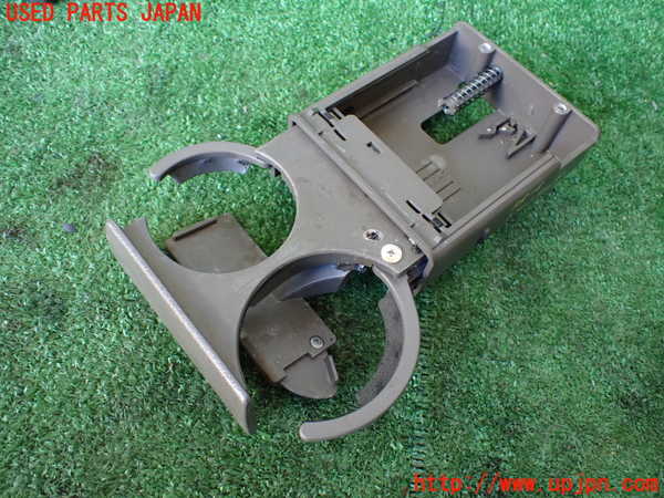1UPJ-9238167810]パジェロ(V45W)ドリンクホルダー 中古_2