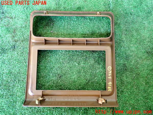 1UPJ-9238167691]パジェロ(V45W)内装トリム類1 中古_2