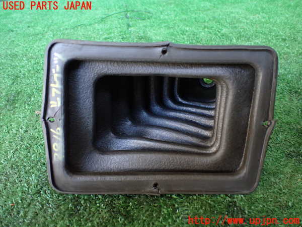 1UPJ-9238167575]パジェロ(V45W)シフトブーツ 中古_3