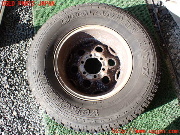 1UPJ-9238169601]パジェロ(V45W)スペアタイヤ1 中古_3