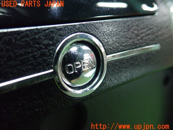 3UPJ=9238170559]ベンツ ビアノ 3.2アンビエンテ(639811 W639)社外 フリップダウンモニター 中古_3