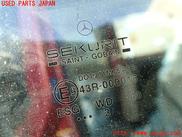 1UPJ-9238171230]ベンツ ビアノ(Viano) W639(639811)右前ドア 中古 SAINT-GOBAIN SEKURIT M75 43R-000016_5