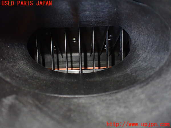 1UPJ-9238172560]ベンツ ビアノ(Viano) W639(639811)エアクリーナーボックス 中古_3