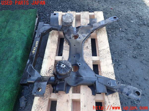 1UPJ-9238175285]ベンツ ビアノ(Viano) W639(639811)フロントメンバー 中古_3