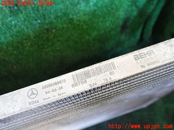 1UPJ-9238176031]ベンツ ビアノ(Viano) W639(639811)エアコンコンデンサー1 中古_3