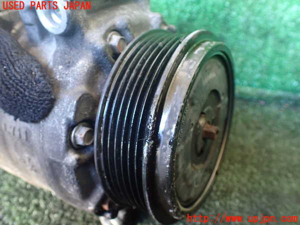 1UPJ-9238176025]ベンツ ビアノ(Viano) W639(639811)エアコンコンプレッサー 中古_3