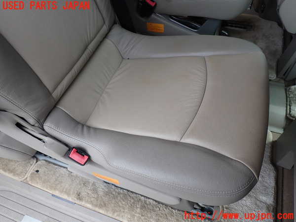 1UPJ-9238177145]ベンツ ビアノ(Viano) W639(639811)右2列目シート 中古_3
