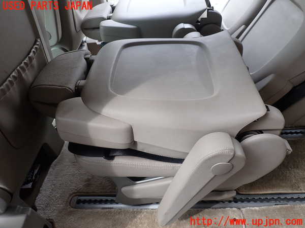 1UPJ-9238177175]ベンツ ビアノ(Viano) W639(639811)左2列目シート 中古_4