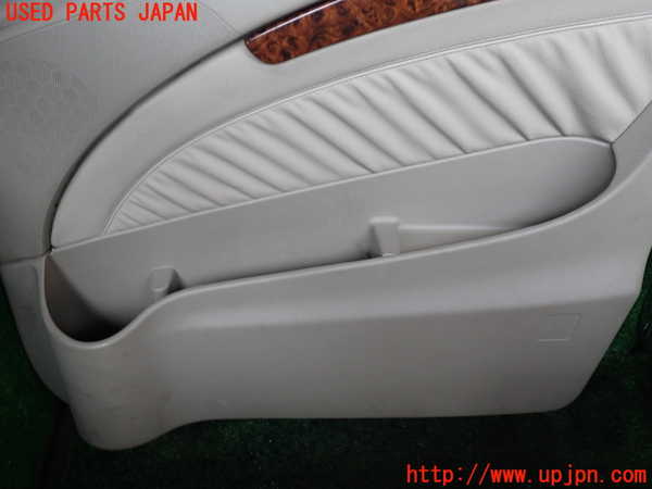 1UPJ-9238171234]ベンツ ビアノ(Viano) W639(639811)右前ドア内張り 中古_3