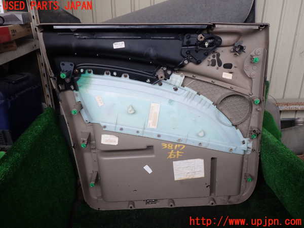 1UPJ-9238171234]ベンツ ビアノ(Viano) W639(639811)右前ドア内張り 中古_4