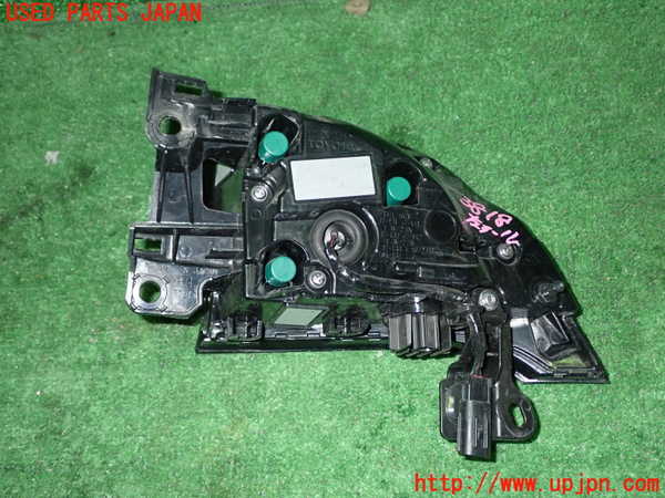 1UPJ-9238181536]プリウス(MXWH60)左テールランプ 中古_3